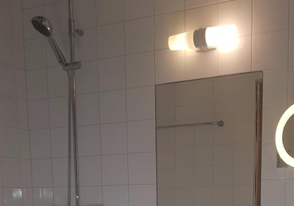 wi_2002101455f72cac5611594d6b9aab61cb79e5f4c6_1200